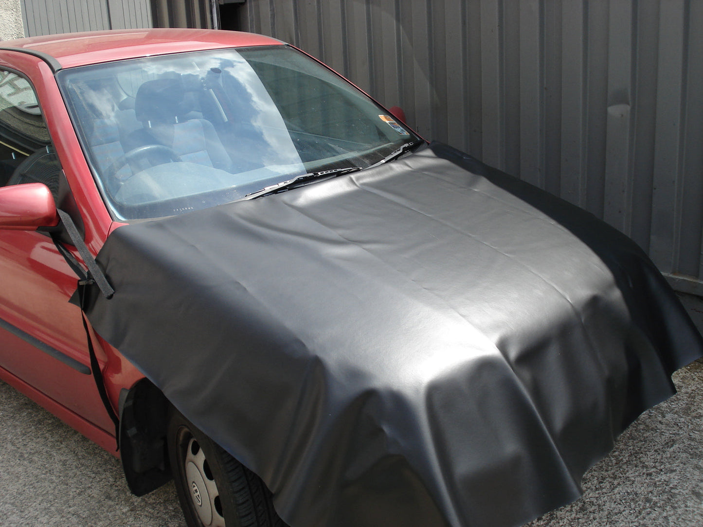 BONNET COVER with Straps