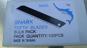 18mm Shark Serrated Blades x100