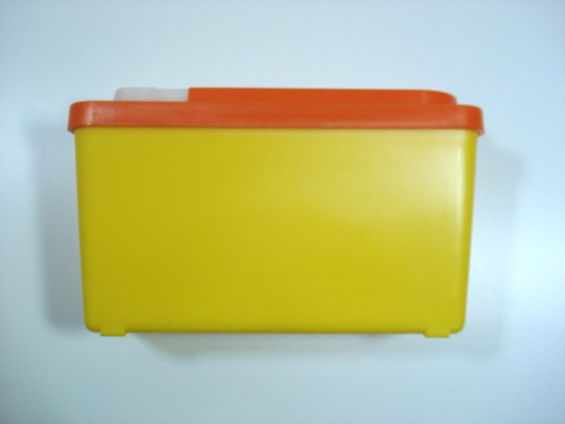 USED BLADE CONTAINER 1 LITRE (SLIDING TOP) – JT Handtools